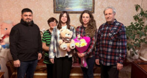 Андрей Турчак исполнил новогодние желания детей из ЛНР