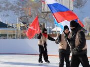Новую хоккейную площадку открыли в Чаган-Узуне Новую хоккейную площадку открыли в Чаган-Узуне