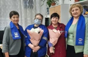 В Республике Алтай «Единая Россия» поздравила медицинских работников с Днем фельдшера photo 2026 02 22 13 04 49