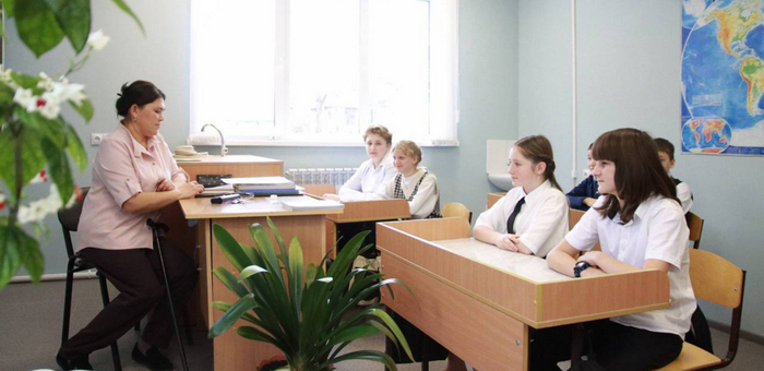 В Республике Алтай классные руководители получили около 2,3 тыс. дополнительных выплат