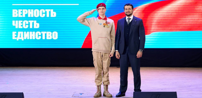 Жителям Республики Алтай вручили награды ко Дню защитника Отечества