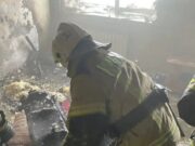 Причиной пожара в майминской многоэтажке стала неосторожность при курении
