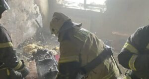 Причиной пожара в майминской многоэтажке стала неосторожность при курении