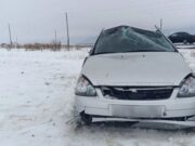 «Приора» слетела в кювет в Усть-Коксинском районе, госпитализирована женщина-пассажир