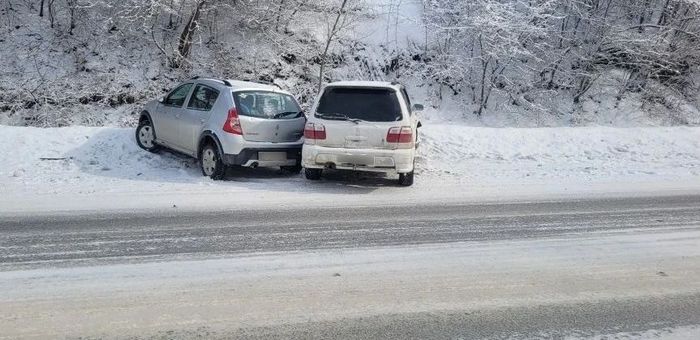 Водитель госпитализирован с переломами после ДТП в Горно-Алтайске