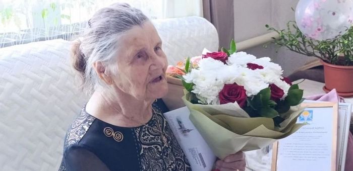 Труженице тыла из Маймы исполнилось 100 лет
