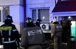 Из горящей пятиэтажки в Горно-Алтайске эвакуировали 12 человек