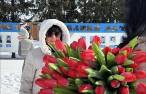 «Самая красивая женщина стоит за вами»: как «Новые люди» поздравили жительниц Горно-Алтайска с 8 Марта AgADD40AAi41YEk