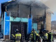 В Кызыл-Озеке горел двухэтажный дом