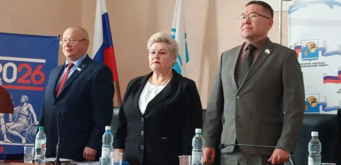 Депутаты одобрили отчет главы Усть-Коксинского района за прошлый год