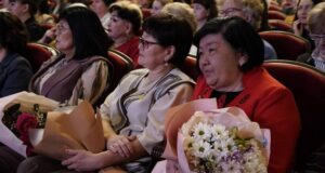Жительниц региона поздравили с наступающим 8 Марта