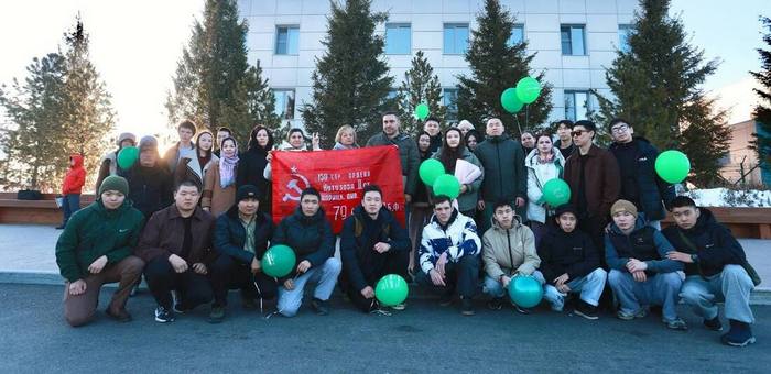 Студенты Горно-Алтайского медколледжа вернулись из ЛНР