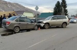 В столкновении «Тойоты» и «Лады» в Горно-Алтайске пострадал шестилетний ребенок