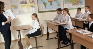 В Республике Алтай продолжается прием заявок на участие в программе «Земский учитель»