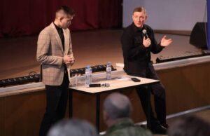 Андрей Турчак встретился с жителями Усть-Коксинского района