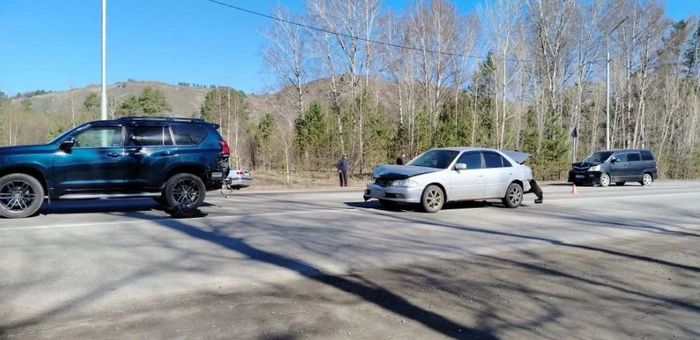 В тройном ДТП у Соузги пострадал один из водителей