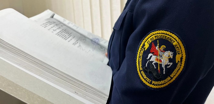 Житель Горно-Алтайска дал взятку лесничему, чтобы выкопать и продать 55 саженцев кедра