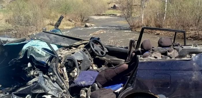 Лобовое столкновение в Шебалинском районе: пострадали девять человек, один — погиб