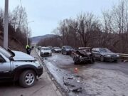 Шесть человек попали в больницу после ДТП в Кызыл-Озеке Шесть человек попали в больницу после ДТП в Кызыл-Озеке
