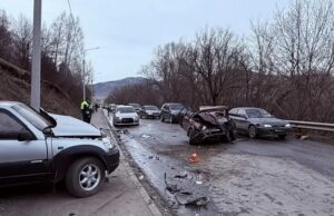 Шесть человек попали в больницу после ДТП в Кызыл-Озеке