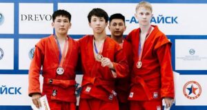 Спортсмены с Алтая стали победителями и призерами первенства Сибири по боевому самбо