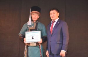 Лауреатами премии имени Калкина стали Александр Ельдепов и Татуна Паштакова MKR 0038