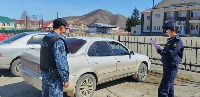 Автолюбитель оплатил 103 штрафа после ареста иномарки