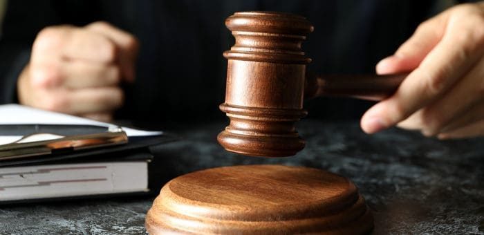 Житель Горно-Алтайска предстал перед судом за угон КамАЗа