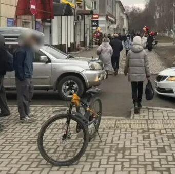 11-летний велосипедист врезался в Nissan X-Trail в Горно-Алтайске