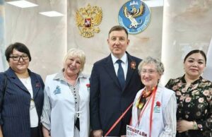 В Республике Алтай проходит благотворительная акция «Красная гвоздика»