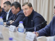 Андрей Турчак поручил навести порядок с вывозом мусора в Кош-Агачском районе