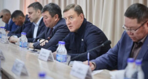 Андрей Турчак поручил навести порядок с вывозом мусора в Кош-Агачском районе
