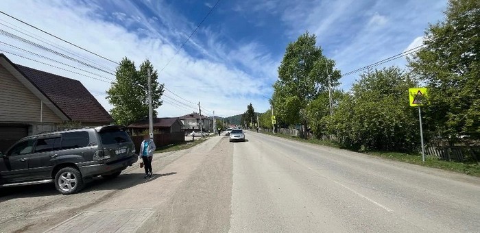 В Усть-Коксе автоледи на Audi сбила выбежавшего на дорогу ребенка