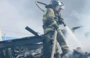 Крупный пожар в Шебалино: горели жилой дом, баня и хозпостройки
