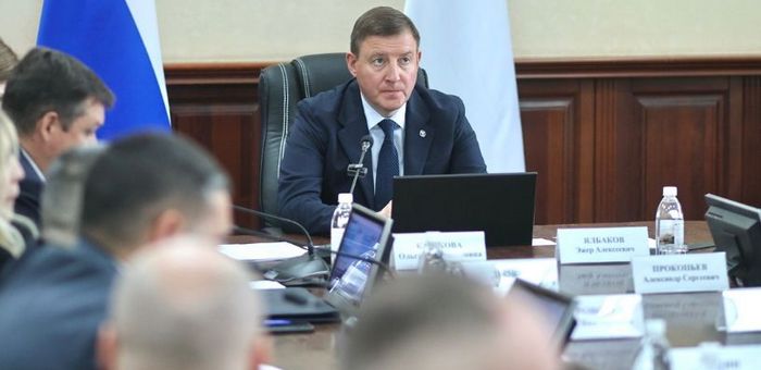 В Республике Алтай число госслужащих сократят на 15%