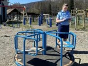 Прокуратура выявила нарушения на детских площадках в Усть-Коксинском районе