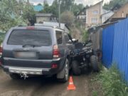 Подросток на квадроцикле врезался в иномарку в Горно-Алтайске