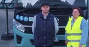 В Горно-Алтайске кондуктор и водитель автобуса спасли пассажирку, которой стало плохо