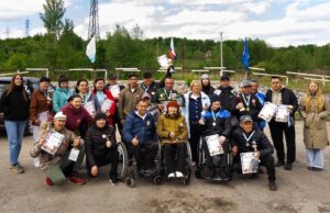 В Горно-Алтайске прошли соревнования по фигурному вождению «Всем даруется Победа» photo 1