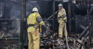 Двухквартирный дом сгорел в Каракокше
