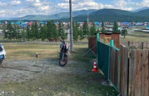 Две девушки пострадали в ДТП с мотоциклом в Чибиле