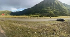 Иномарка слетела с трассы и опрокинулась в Улаганском районе, водитель погиб
