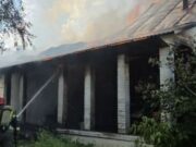 Пожар в двухэтажном доме произошел в Турочаке