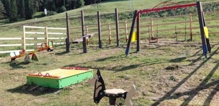Новая детская площадка появилась в Паспауле