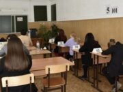 В Республике Алтай девятиклассники сдали первые экзамены В Республике Алтай девятиклассники сдали первые экзамены