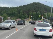 Девушка на иномарке сбила 66-летнего мотоциклиста в Элекмонаре