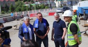 AQADDxprG9SkEUl 