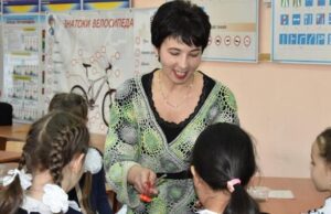 С 2027 года в Республике Алтай вводят единовременную выплату для молодых учителей