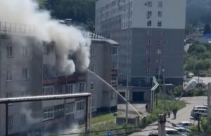 Трагедия в Горно-Алтайске: пожар на улице Набережной унёс жизнь женщины Трагедия в Горно-Алтайске: пожар на улице Набережной унёс жизнь женщины