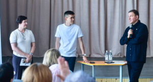 Глава республики провёл встречу с жителями Горно-Алтайска